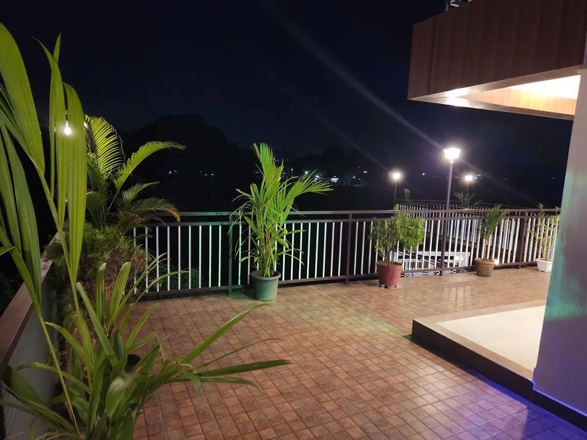 Riverscape Tranquil Serviced Apartments Elur